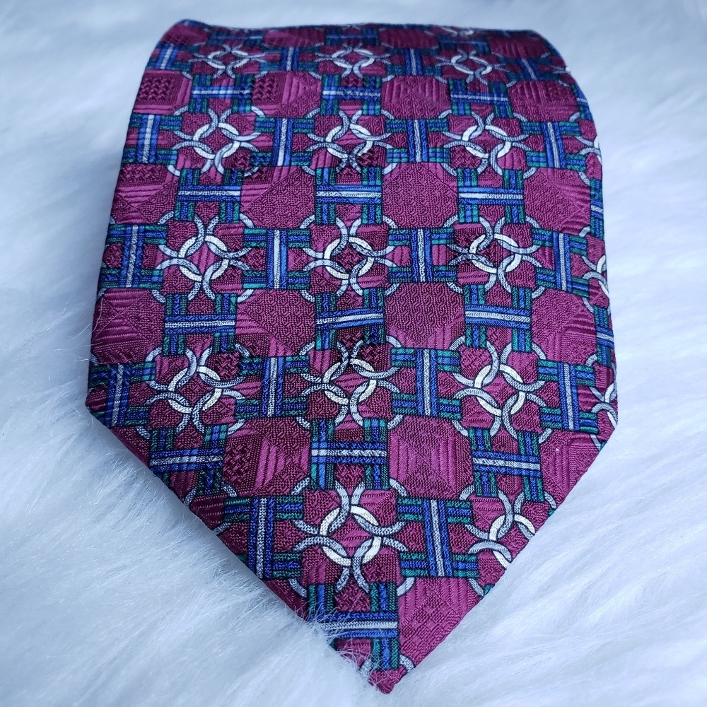 Giorgio Armani Men's Necktie Made in Italy Silk
